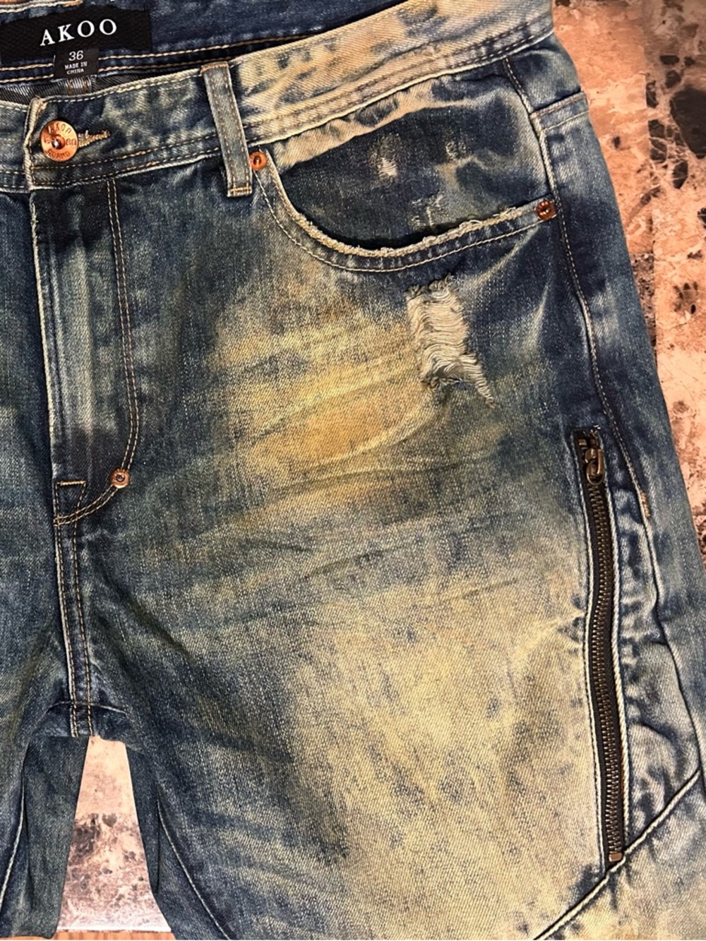 AKOO Big Oak "No Rivals" Acid Wash Relaxed Jeans - 36x32 - Side Zip Pocket